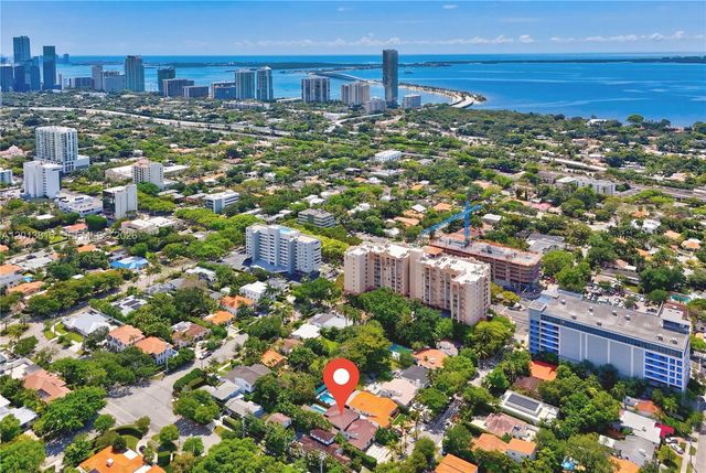 365 SW 31st Rd, Miami, FL 33129
