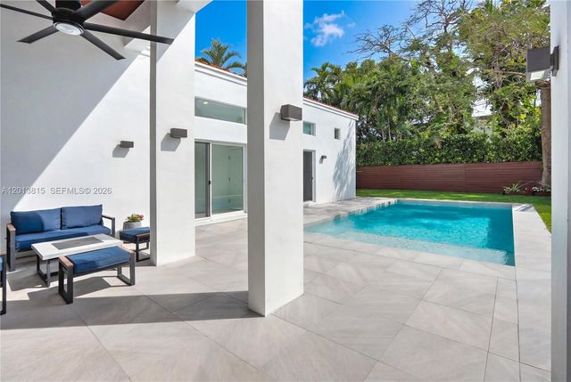 365 SW 31st Rd, Miami, FL 33129