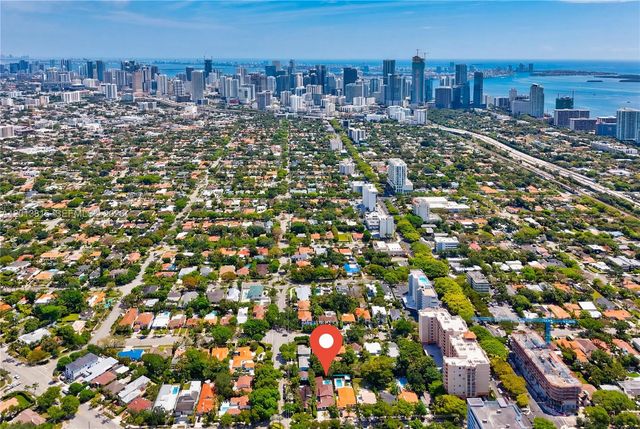 365 SW 31st Rd, Miami, FL 33129