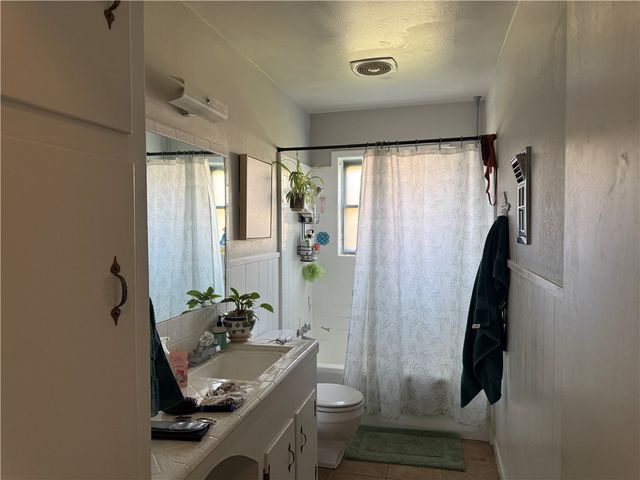 1403 Village Drive, College Station, TX 77840