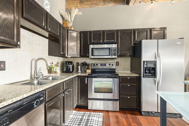 940 Monroe Avenue 416, Grand Rapids, MI 49503