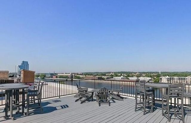 940 Monroe Avenue 416, Grand Rapids, MI 49503