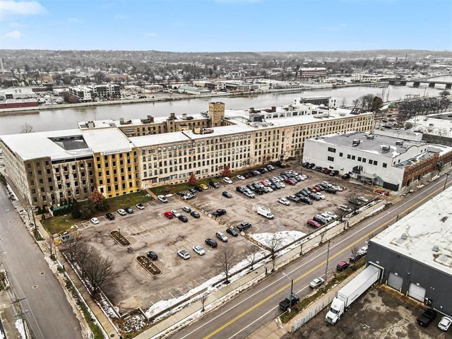 940 Monroe Avenue 416, Grand Rapids, MI 49503