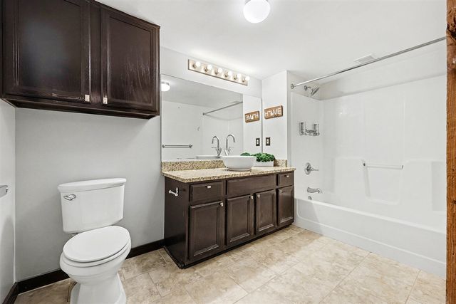 940 Monroe Avenue 416, Grand Rapids, MI 49503