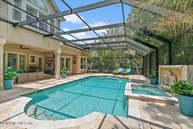 512 HONEY LOCUST Lane, Ponte Vedra Beach, FL 32082