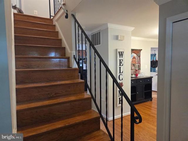 6901 HUNTSMAN BLVD, Springfield, VA 22153