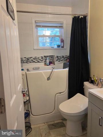 6901 HUNTSMAN BLVD, Springfield, VA 22153