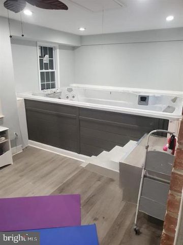 6901 HUNTSMAN BLVD, Springfield, VA 22153