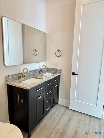 43 Buckskin Drive, Palacios, TX 77465