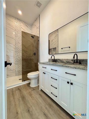 43 Buckskin Drive, Palacios, TX 77465