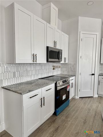 43 Buckskin Drive, Palacios, TX 77465