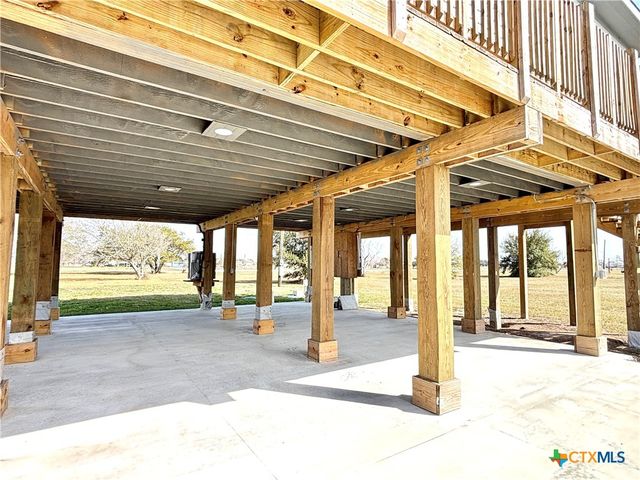 43 Buckskin Drive, Palacios, TX 77465