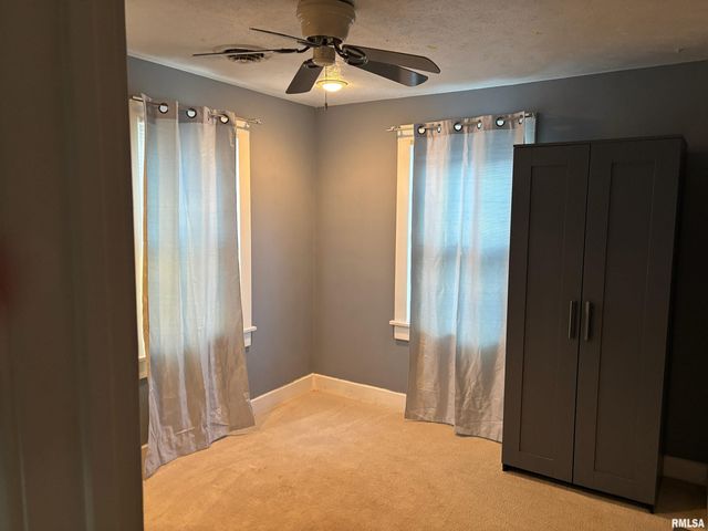 1800 E Stanford Avenue, Springfield, IL 62703