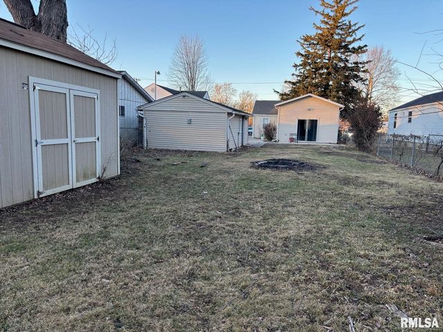 1800 E Stanford Avenue, Springfield, IL 62703