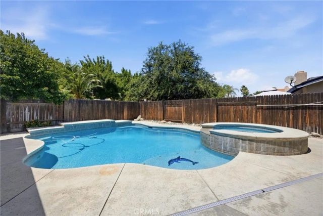 3005 Estero, Bakersfield, CA 93309