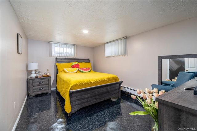 33 Lukens Avenue, Brentwood, NY 11717