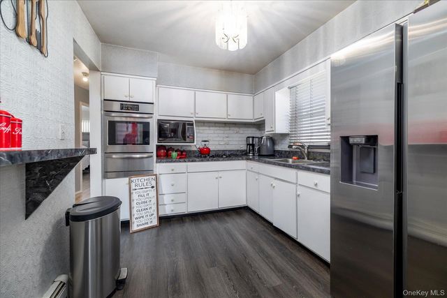 33 Lukens Avenue, Brentwood, NY 11717