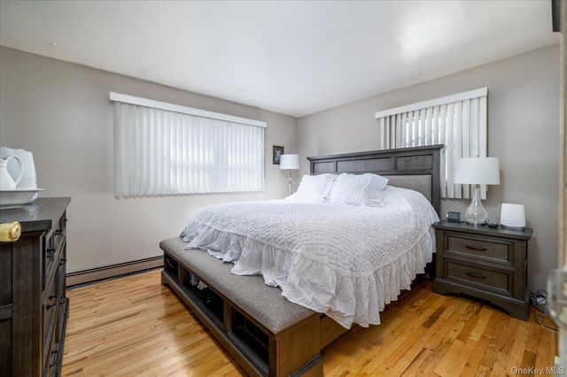 33 Lukens Avenue, Brentwood, NY 11717