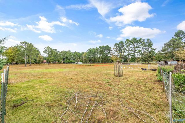3149 Old Railroad Bed Road, Harvest, AL 35749