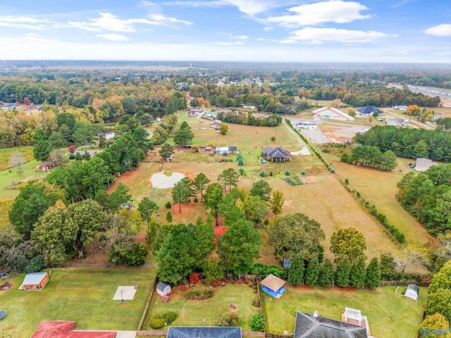 3149 Old Railroad Bed Road, Harvest, AL 35749