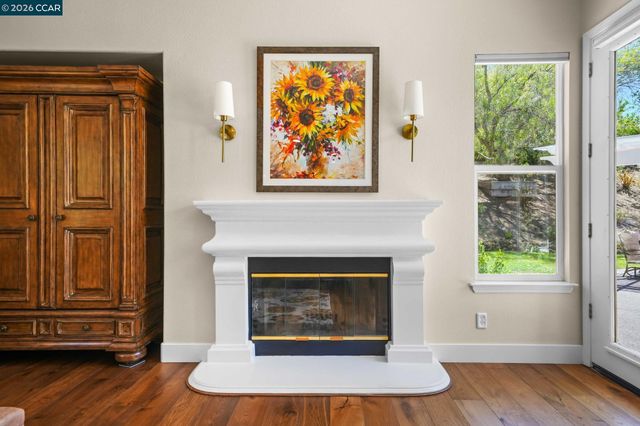 110 Forest Hill Dr, Clayton, CA 94517