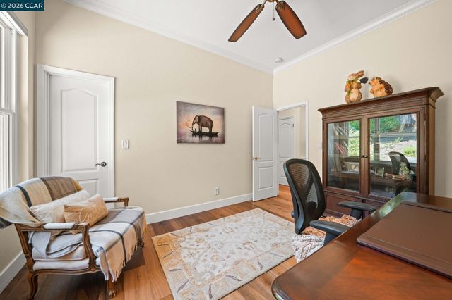 110 Forest Hill Dr, Clayton, CA 94517