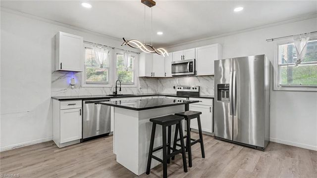 2224 Greensboro Street Extension, Lexington, NC 27295