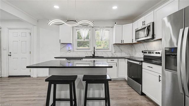 2224 Greensboro Street Extension, Lexington, NC 27295