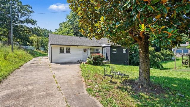 2224 Greensboro Street Extension, Lexington, NC 27295