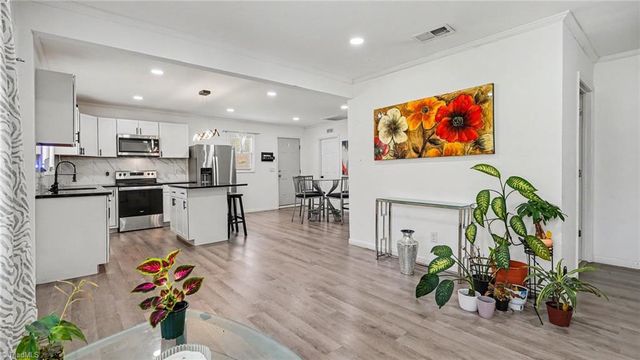 2224 Greensboro Street Extension, Lexington, NC 27295