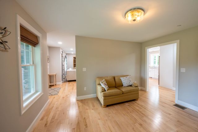 125 Meaderboro Road, Rochester, NH 03867