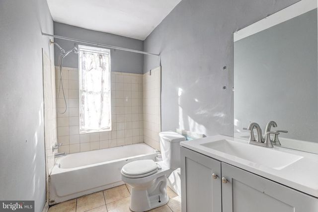 2409 MCELDERRY ST, Baltimore, MD 21205