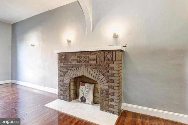 2409 MCELDERRY ST, Baltimore, MD 21205