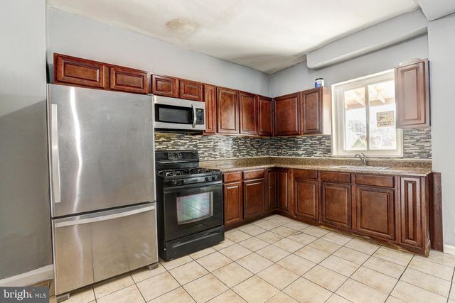 2409 MCELDERRY ST, Baltimore, MD 21205