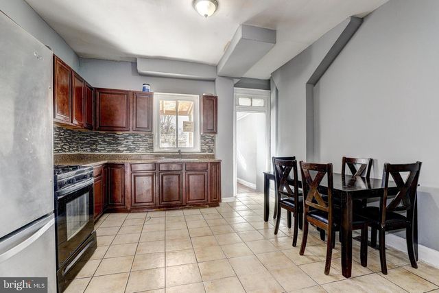 2409 MCELDERRY ST, Baltimore, MD 21205