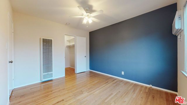 11284 Montana Avenue 9, Los Angeles, CA 90049