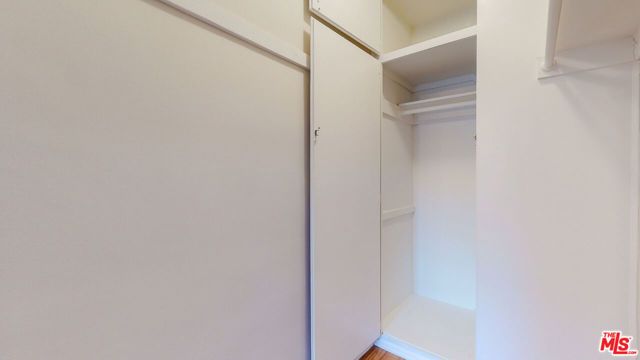 11284 Montana Avenue 9, Los Angeles, CA 90049