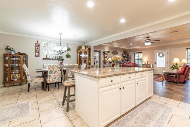 234 Cr 1270, Warren, TX 77664