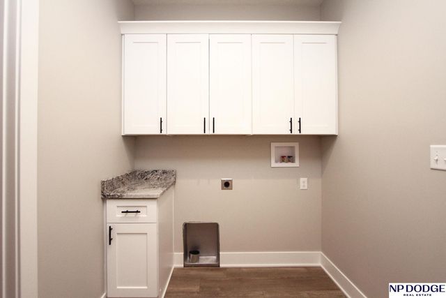 2748 South Creek Road, Lincoln, NE 68516