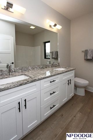 2748 South Creek Road, Lincoln, NE 68516