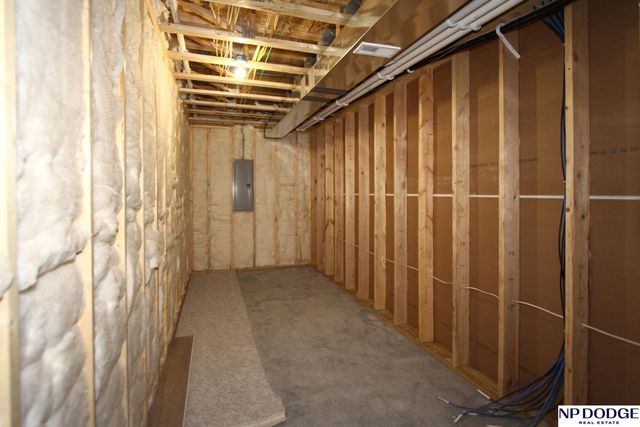 2748 South Creek Road, Lincoln, NE 68516