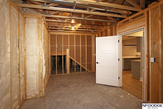 2748 South Creek Road, Lincoln, NE 68516