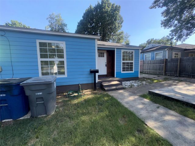 3518 Grafton Avenue, Dallas, TX 75211