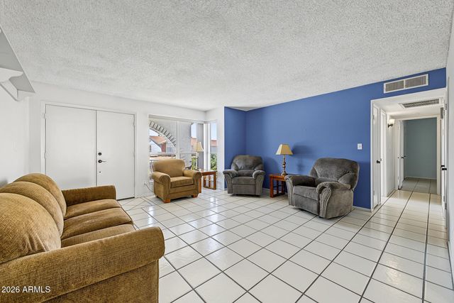 10514 W ROYAL PALM Road, Peoria, AZ 85345