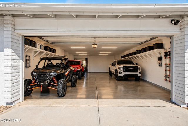 10514 W ROYAL PALM Road, Peoria, AZ 85345