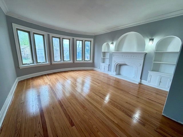 7932 S KINGSTON Avenue 1S, Chicago, IL 60649