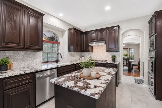 321 Vatican Hill Drive, Little Elm, TX 75068