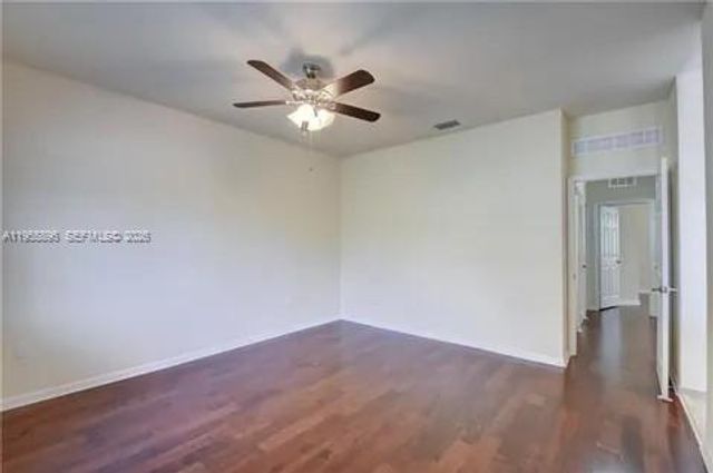 3195 NW 31st Ter, Oakland Park, FL 33309