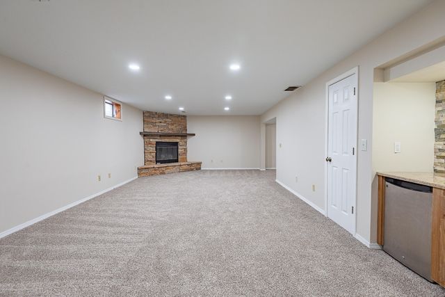 3313 W Camelot Street, Springfield, MO 65807