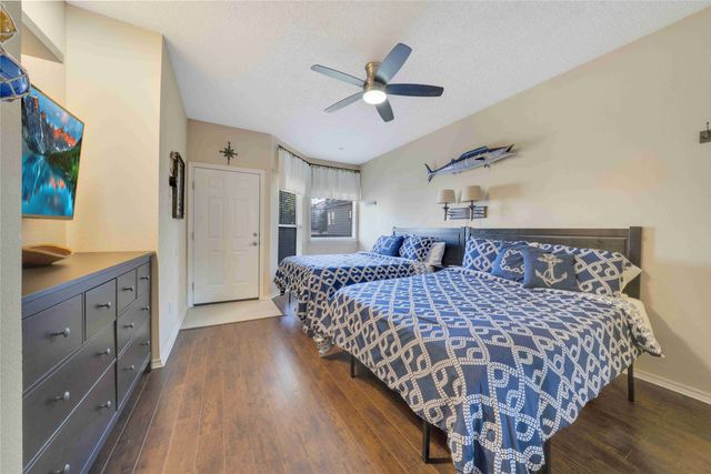 2164 Tanglewood Boulevard C215, Pottsboro, TX 75076